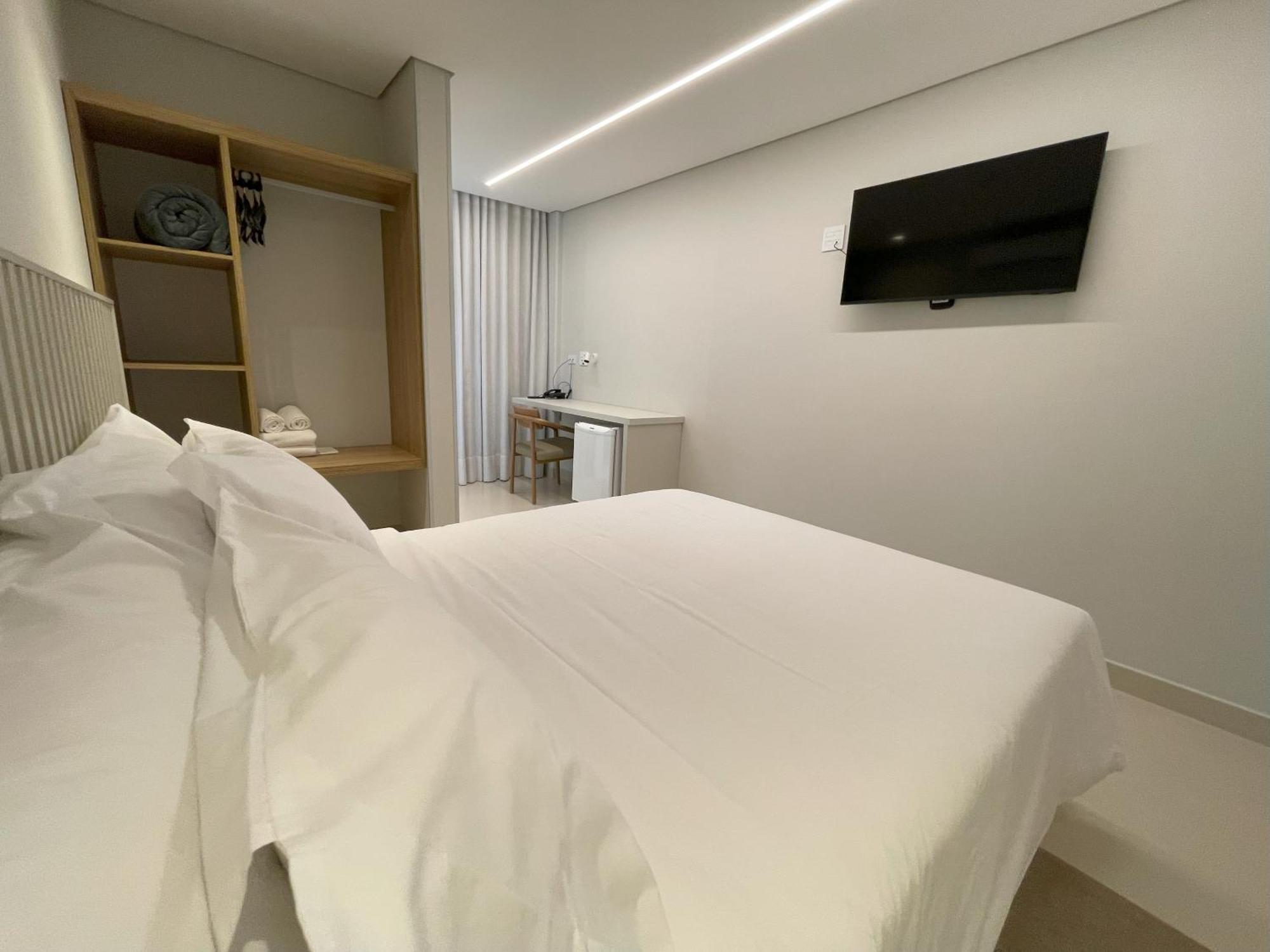 Estoril Hotel Marília Kültér fotó