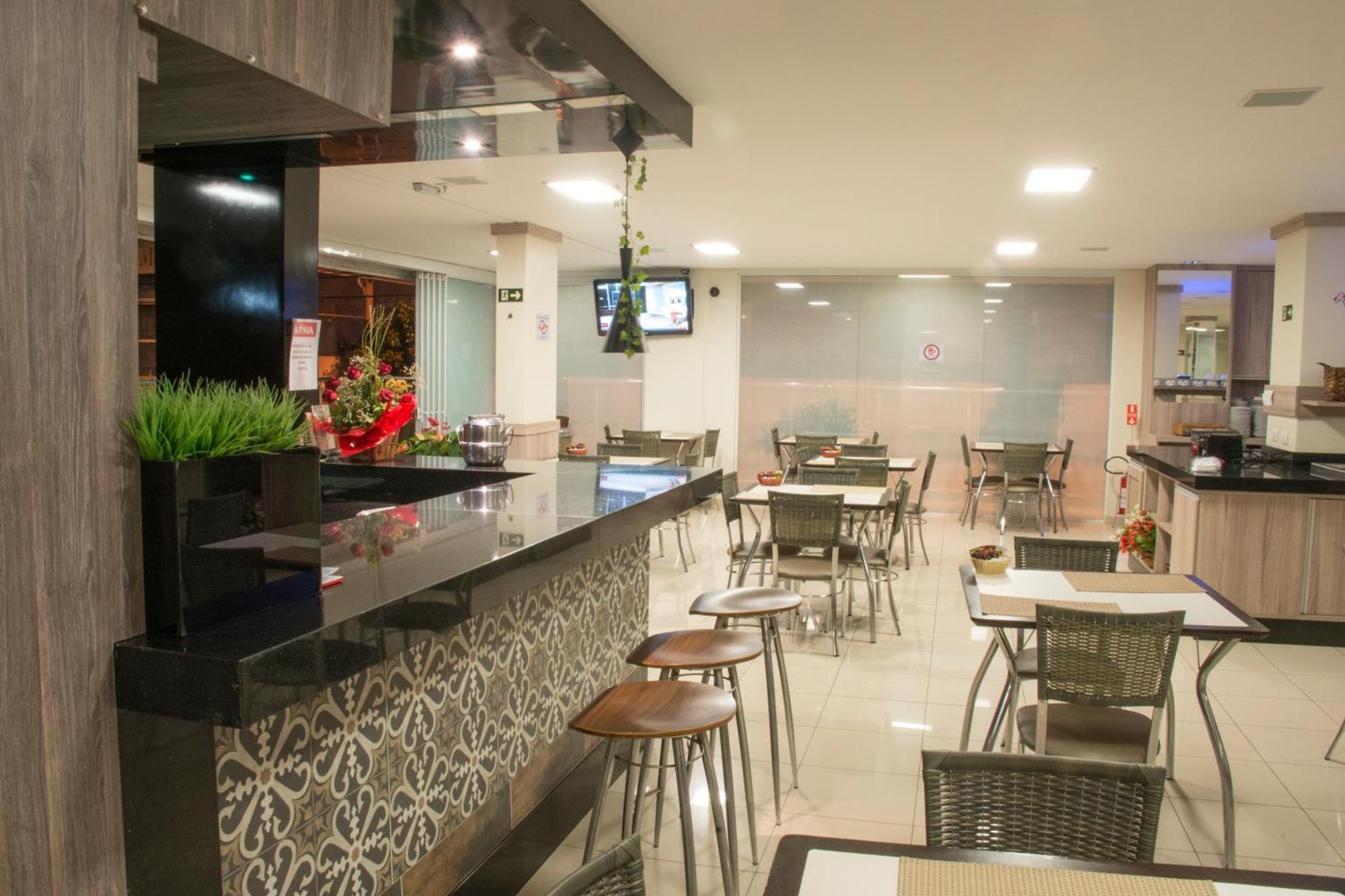 Estoril Hotel Marília Kültér fotó