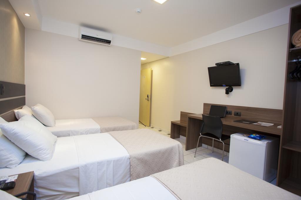 Estoril Hotel Marília Kültér fotó
